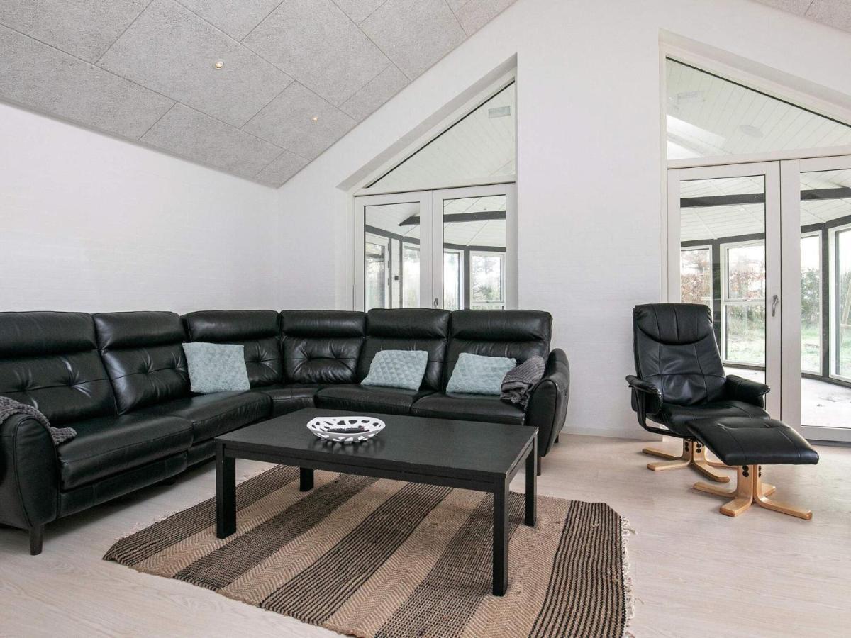 14 Person Holiday Home In L Kken 루켄 외부 사진